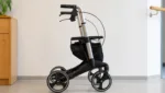 Rollator Griffhoehe passend einstellen fuer bessere Haltung